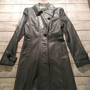 Women’s soft leather trench coat